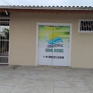ゲストハウス Residencial Erva Doce - 400m Da De Canasvieiras